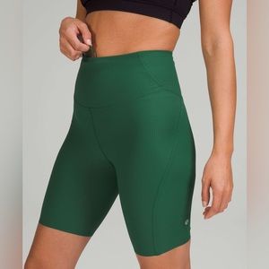 Lululemon Base Pace High-Rise Short 8" *Ribbed Nulux in Everglade Green